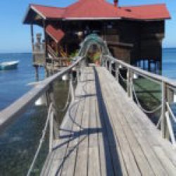 WHARF BAY ISLANDS, HONDURAS