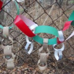 Valentine’s Day Paper Garland