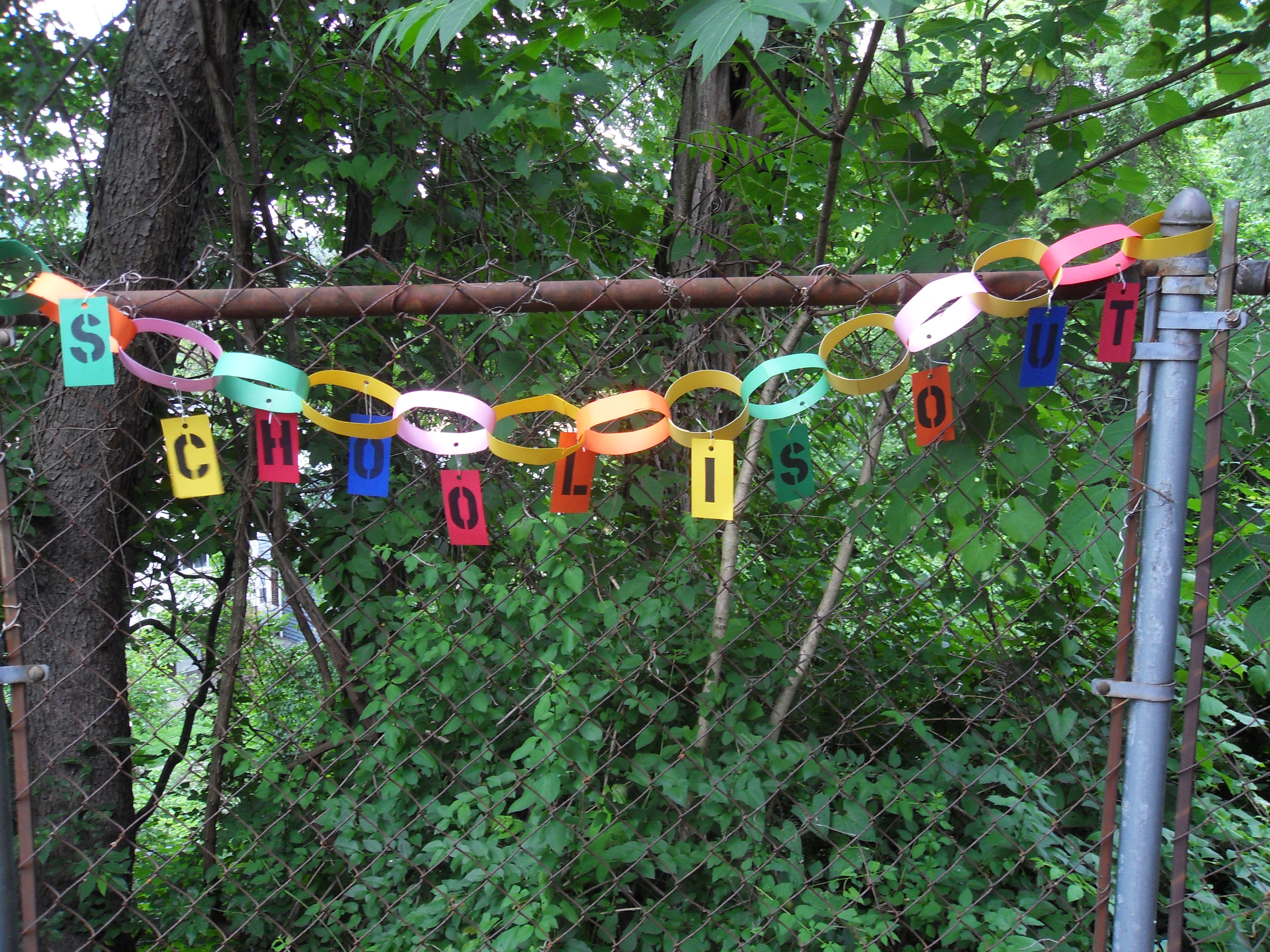 School is Out! Paper Garland Sign