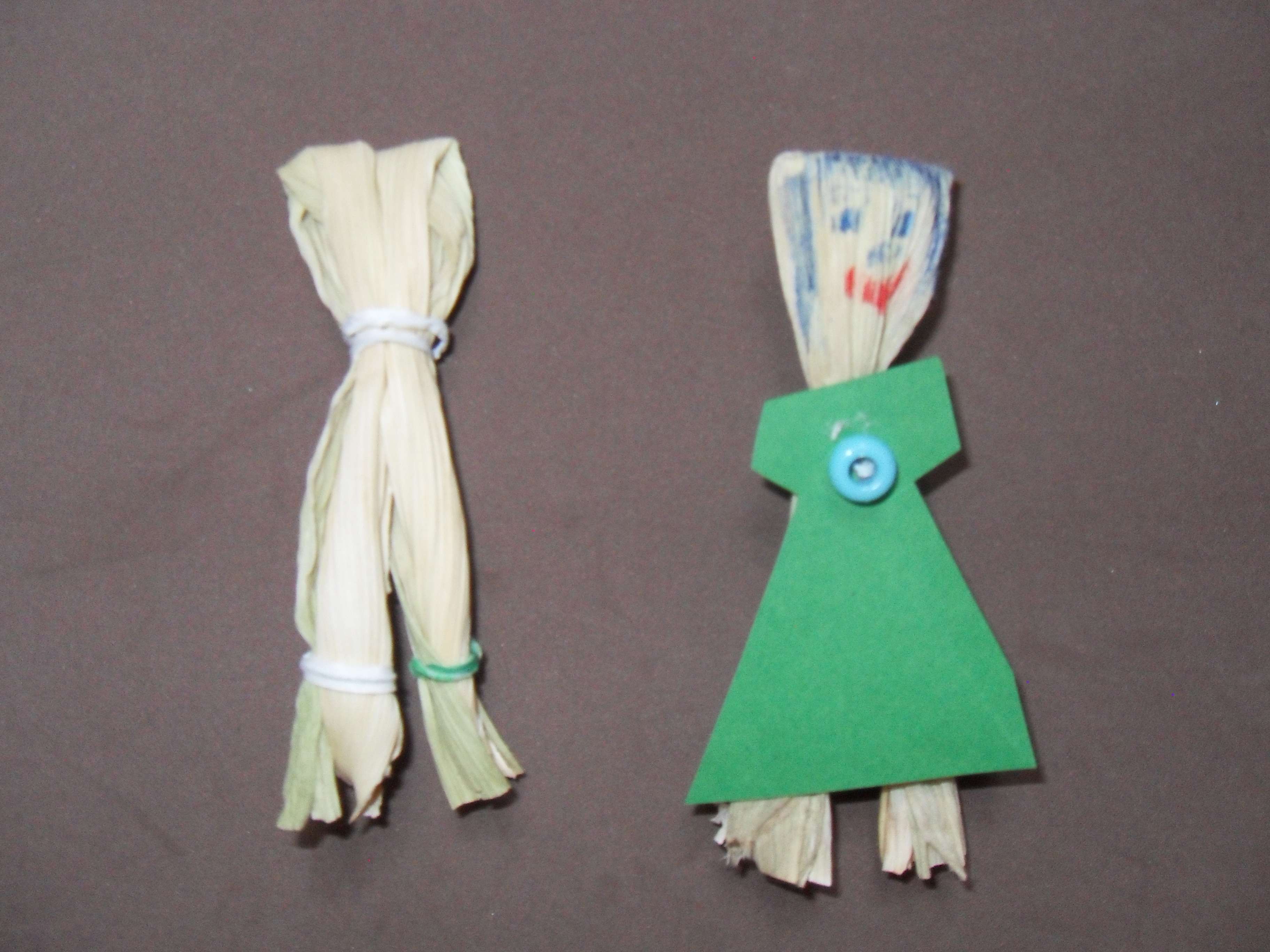 Colonial corn husk dolls/puppets