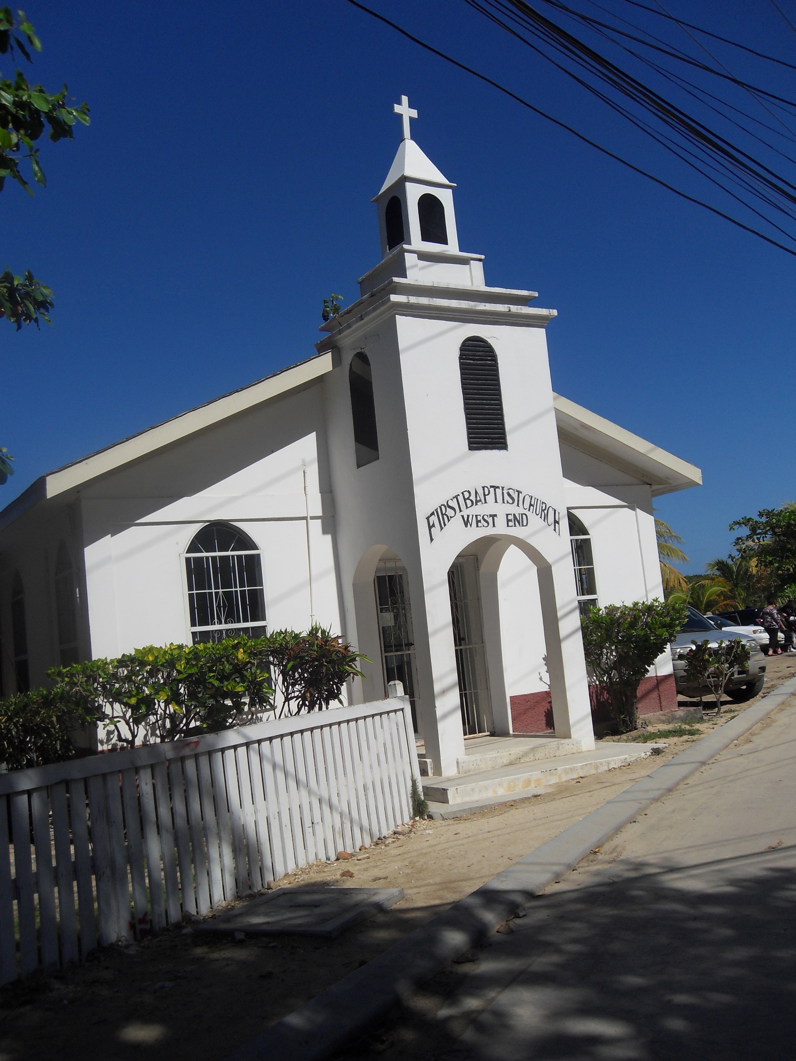 BAPTIST CHURCH WEST SIDE VILLAGE, HONDURAS